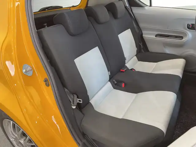 トヨタ アクア S 栃木県 2012(平24)年 5.6万km イエロー ワンオーナー/純正ナビ(NSCN-W68)/(ワンセグTV・CD)/前後ドライブレコーダー/ドアバイザー/ライトレベライザー/ETC/スマートキー/オートエアコン/純正フロアマット/ハロゲンヘッドライト/保証書