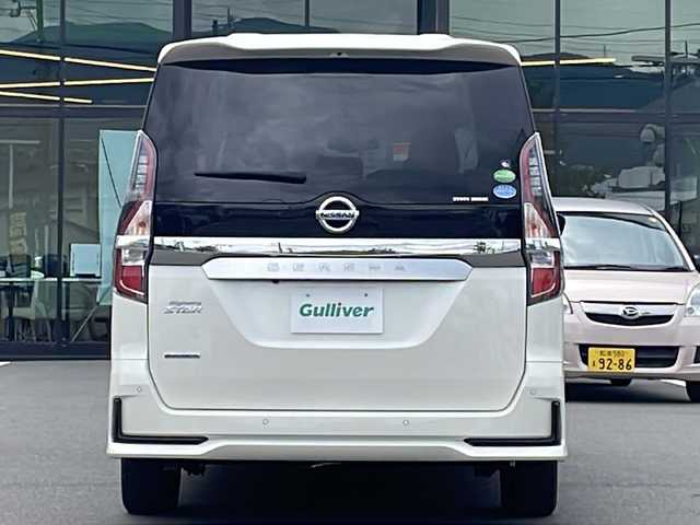 日産 セレナ ハイウェイスター V 長野県 2021(令3)年 3.3万km ブリリアントホワイトパール プロパイロット/インテリジェントエマージェンシーブレーキ/踏み間違い衝突防止アシスト/車線逸脱防止支援システム/車線逸脱警報/後側方衝突防止アシスト/後方車両検知警報/後退時車両検知警報/前方衝突予測警報/コーナーセンサー/純正フリップダウンモニター/純正10インチSDナビ/（CD/DVD/フルセグTV/BT）/バックカメラ/ビルトインETC/ドライブレコーダー/ハンズフリーパワースライドドア（両側）/ブラインドスポットモニター/革巻きステアリング/ステアリングスイッチ/電動パーキングブレーキ/ブレーキホールド/LEDヘッドランプ/フォグランプ/オートライト/スマートキー/Pスタート/電動格納ミラー/純正フロアマット/純正16インチAW