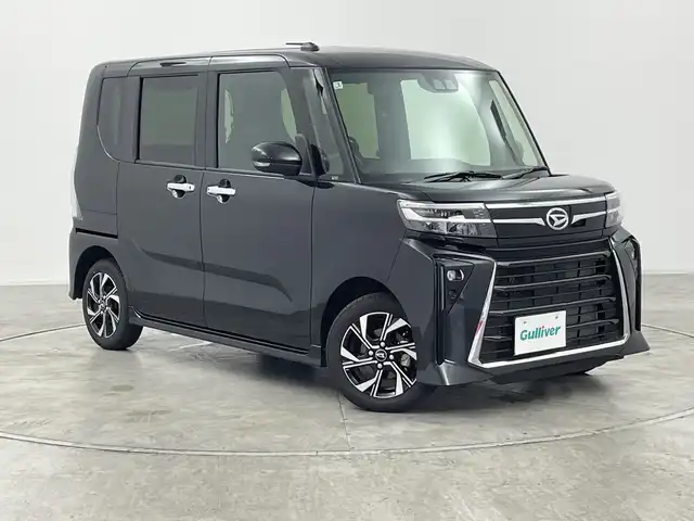 ダイハツ タント カスタム X 群馬県 2025(令7)年 0.3万km ブラックマイカメタリック 純正ディスプレイオーディオ/バックカメラ/衝突軽減ブレーキ/アイドリングストップ/電動格納ミラー/スマートキー/両側パワースライドドア/クリアランスソナー/LEDオートライト/シートヒーター/ハーフレザーシート/純正フロアマット/純正アルミホイール/横滑り防止装置/盗難防止装置