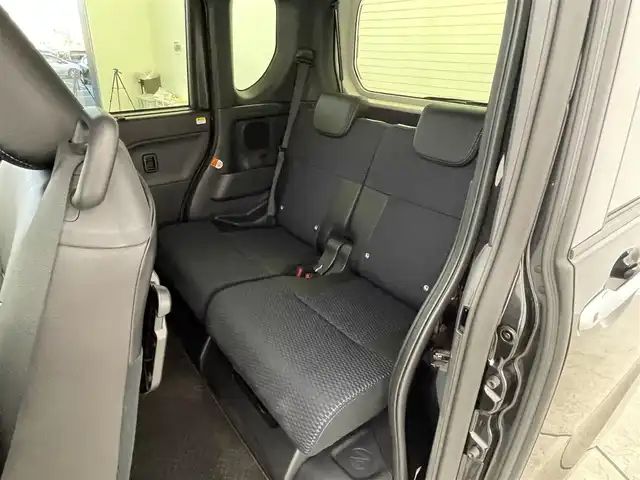 ダイハツ タント カスタム X 群馬県 2025(令7)年 0.3万km ブラックマイカメタリック 純正ディスプレイオーディオ/バックカメラ/衝突軽減ブレーキ/アイドリングストップ/電動格納ミラー/スマートキー/両側パワースライドドア/クリアランスソナー/LEDオートライト/シートヒーター/ハーフレザーシート/純正フロアマット/純正アルミホイール/横滑り防止装置/盗難防止装置