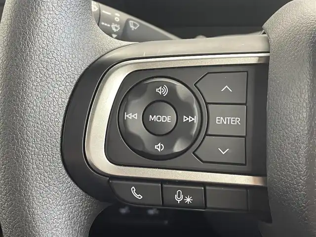 ダイハツ タント カスタム X 群馬県 2025(令7)年 0.3万km ブラックマイカメタリック 純正ディスプレイオーディオ/バックカメラ/衝突軽減ブレーキ/アイドリングストップ/電動格納ミラー/スマートキー/両側パワースライドドア/クリアランスソナー/LEDオートライト/シートヒーター/ハーフレザーシート/純正フロアマット/純正アルミホイール/横滑り防止装置/盗難防止装置