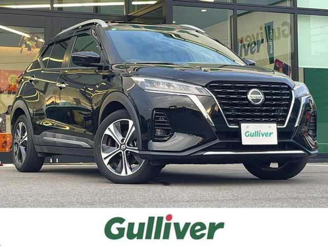 日産 キックス X 愛媛県 2020(令2)年 3万km ピュアブラック 純正7型ナビ/全周囲カメラ/プロパイロット/アダプティブクルーズコントロール/インテリジェントルームミラー/クリアランスソナー/ルーフレール/ステアリングリモコン/電動パーキングブレーキ/電格ミラー/純正ドアバイザー/ヘッドライトレベライザー/黒半革シート/LEDヘッドライト/現状サマー(純正AW)(205/55/R17)/YOKOHAMA BluEarth E70/禁煙車