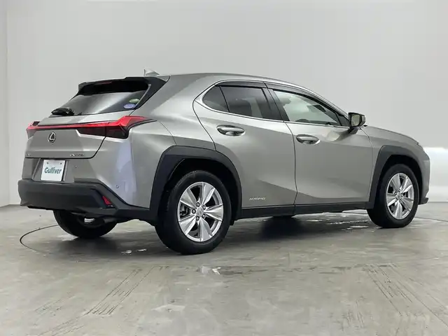 レクサス ＵＸ 200 バージョンC 埼玉県 2020(令2)年 3.6万km ソニックチタニウム メーカーナビ　バックカメラ　ビルトインＥＴＣ２．０　ドライブレコーダー　セーフティシステムプラス　レーダークルーズコントロール　メモリシート　ステアリングヒーター　シートヒーター　オートハイビーム