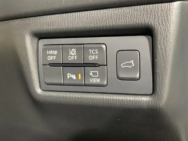 マツダ ＣＸ－８ XD ブラックトーンエディション 沖縄県 2022(令4)年 2.2万km ポリメタルグレーM 県外仕入　/禁煙車　/純正１０インチナビ（ＢＴ，フルセグ，ラジオ，ＵＳＢ）　/３６０°ビューモニター　/ＢＯＳＥサウンドシステム　/フリップダウンモニター　/ワイヤレス充電　/パワーシート　/電動リアゲート　/レーダークルーズコントロール/BSM(ブラインドスポットモニター)/HUD(ヘッドアップディスプレイ)/コーナーセンサー/パドルシフト　/ルーフレール/純正フロアマット/ハーフレザーシート/LEDヘッドライト/純正19インチヘッドライト