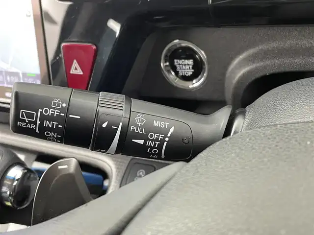 ホンダ ステップワゴン スパーダ ホンダセンシング 埼玉県 2018(平30)年 5万km プレミアムスパークルブラックパール 純正９型ナビ　１１．６型フリップダウンモニター　バックカメラ　両側パワースライドドア　ビルトインＥＴＣ　ＬＥＤヘッドライト　フルセグ　Ｂｌｕｅｔｏｏｔｈ　ウォークスルー　ＭＴモード付　衝突軽減