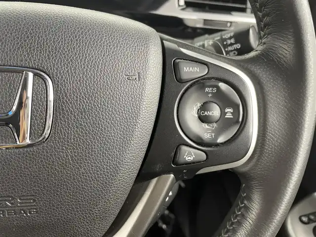 ホンダ ステップワゴン スパーダ ホンダセンシング 埼玉県 2018(平30)年 5万km プレミアムスパークルブラックパール 純正９型ナビ　１１．６型フリップダウンモニター　バックカメラ　両側パワースライドドア　ビルトインＥＴＣ　ＬＥＤヘッドライト　フルセグ　Ｂｌｕｅｔｏｏｔｈ　ウォークスルー　ＭＴモード付　衝突軽減