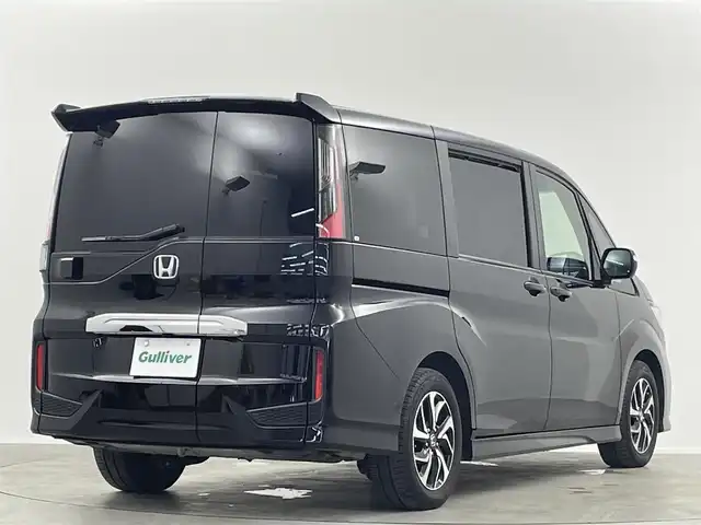 ホンダ ステップワゴン スパーダ ホンダセンシング 埼玉県 2018(平30)年 5万km プレミアムスパークルブラックパール 純正９型ナビ　１１．６型フリップダウンモニター　バックカメラ　両側パワースライドドア　ビルトインＥＴＣ　ＬＥＤヘッドライト　フルセグ　Ｂｌｕｅｔｏｏｔｈ　ウォークスルー　ＭＴモード付　衝突軽減