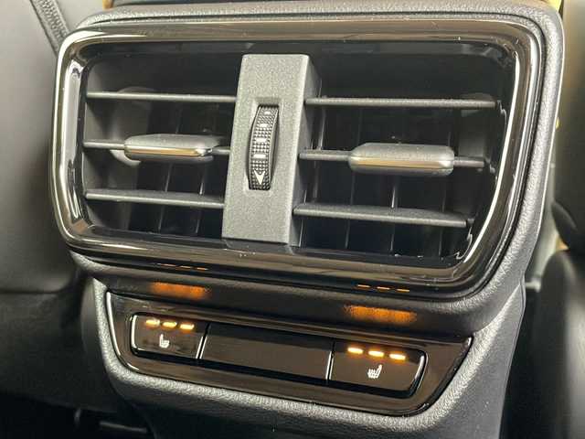 レクサス ＮＸ 350h バージョンL 愛知県 2022(令4)年 2.5万km ソニッククォーツ 純正ナビ/パノラミックビューモニター/マークレビンソン/パノラマルーフ/ルーフレール/デジタルインナーミラー/ワイヤレス充電/純正20インチアルミホイール/ETC2.0/前後ドライブレコーダー/レクサスチームメイト/アドバンストパーク/ヘッドアップディスプレイ/レザーシート/前席パワーシート/シートメモリー/前席シートヒーター+シートベンチレーション/純正フロアマット/レクサスセーフティシステム/レーンディパーチャーアラート/クリアランスソナー/パーキングサポートブレーキ/ブラインドスポットモニター/安心降車アシスト/リヤクロストラフィックアラート/リヤカメラディテクション/プロアクティブドライビングアシスト/ロードサインアシスト/アダプティブクルーズコントロール/レーントレーシングアシスト/LEDヘッドライト/オートハイビーム/オートライト/フロント・リヤフォグランプ/スペアキー(スマートキー・カードキー)/保証書・取扱説明書