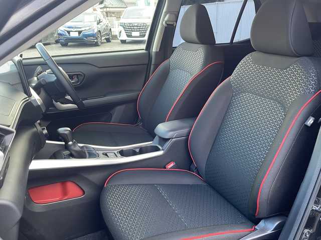 トヨタ ライズ Z 愛知県 2023(令5)年 1.6万km ブラックマイカメタリック ワンオーナー/ACC/全方位M/純正ディスプレイオーディオ/ＡｐｐｌｅＣａｒＰｌａｙ/ＡｎｄｒｏｉｄＡｕｔｏ/Ｂｌｕｅｔｏｏｔｈ/ＴＶ/シートヒーター/ブレーキホールド/前後コーナーセンサー/衝突軽減Ｂ　/ステリモ/電格ミラー/フォグ/取扱説明書/保証書/記録簿