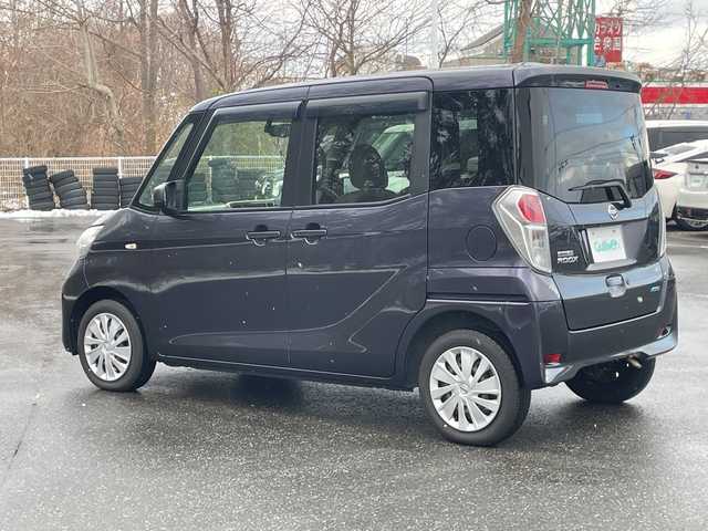 日産 デイズ ルークス X 青森県 2014(平26)年 7.4万km プレミアムパープルP 4WD/カーオーディオ/(AM/FM/AUX/CD)/片側パワースライドドア/チップアップシート/シートーヒーター（運転席）/純正フロアマット/ハロゲンライト/ドアバイザー/エアバッグダブル/パワーウィンドウ/パワーステアリング/スマートキー×1/取扱説明書/保証書