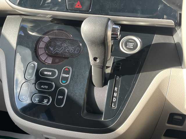 日産 デイズ ルークス X 青森県 2014(平26)年 7.4万km プレミアムパープルP 4WD/カーオーディオ/(AM/FM/AUX/CD)/片側パワースライドドア/チップアップシート/シートーヒーター（運転席）/純正フロアマット/ハロゲンライト/ドアバイザー/エアバッグダブル/パワーウィンドウ/パワーステアリング/スマートキー×1/取扱説明書/保証書