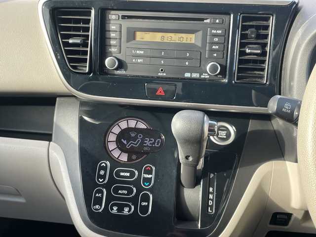 日産 デイズ ルークス X 青森県 2014(平26)年 7.4万km プレミアムパープルP 4WD/カーオーディオ/(AM/FM/AUX/CD)/片側パワースライドドア/チップアップシート/シートーヒーター（運転席）/純正フロアマット/ハロゲンライト/ドアバイザー/エアバッグダブル/パワーウィンドウ/パワーステアリング/スマートキー×1/取扱説明書/保証書