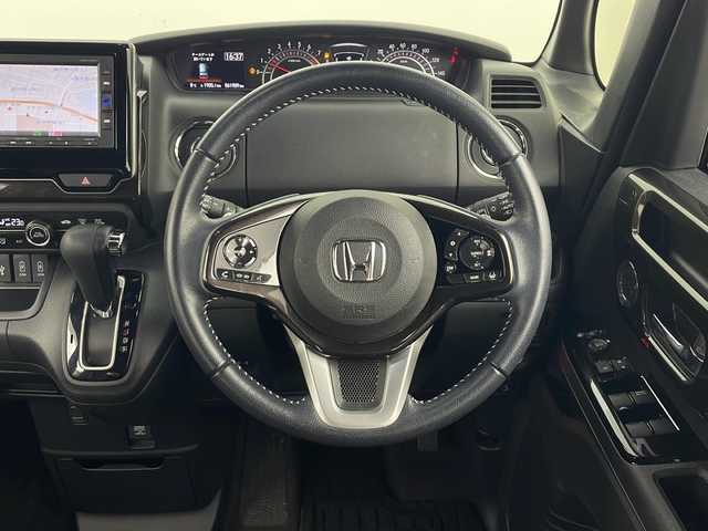 ホンダ Ｎ ＢＯＸ カスタム G L ターボ ホンダセンシング 秋田県 2019(平31)年 6.2万km プラチナホワイトパール 純正ナビ　VXM-194　/・ＣＤ、ＤＶＤ、ＳＤ/・ＢＴ/・ＵＳＢ/・ラジオ/両側パワースライドドア/前席シートヒーター/ナビ連動前後ドライブレコーダー/パドルシフト/電動格納ミラー/横滑り防止装置/車線逸脱警報装置/衝突軽減装置