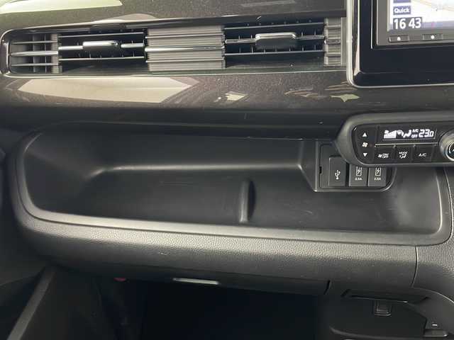 ホンダ Ｎ ＢＯＸ カスタム G L ターボ ホンダセンシング 秋田県 2019(平31)年 6.2万km プラチナホワイトパール 純正ナビ　VXM-194　/・ＣＤ、ＤＶＤ、ＳＤ/・ＢＴ/・ＵＳＢ/・ラジオ/両側パワースライドドア/前席シートヒーター/ナビ連動前後ドライブレコーダー/パドルシフト/電動格納ミラー/横滑り防止装置/車線逸脱警報装置/衝突軽減装置