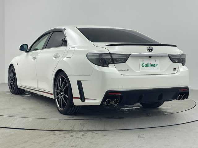 トヨタ マークＸ 250S GRスポーツ 熊本県 2018(平30)年 7.1万km ホワイトパールクリスタルシャイン 禁煙車/サンルーフ/横滑り防止装置/社外８インチナビ/CD DVD SD BT フルセグTV/バックカメラ/クルーズコントロール/HIDヘッドライト/フロントフォグランプ/ハーフレザーシート/純正19インチアルミホイール/パドルシフト/ステアリングスイッチ/ドアバイザー/ビルトインETC/純正フロアマット/スマートキー/プッシュスタート