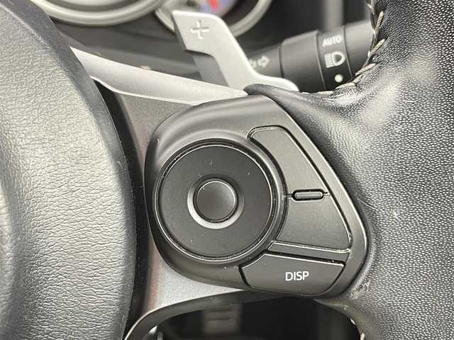 トヨタ マークＸ 250S GRスポーツ 愛知県 2018(平30)年 7.1万km ホワイトパールクリスタルシャイン 禁煙車/サンルーフ/横滑り防止装置/社外８インチナビ/CD DVD SD BT フルセグTV/バックカメラ/クルーズコントロール/HIDヘッドライト/フロントフォグランプ/ハーフレザーシート/純正19インチアルミホイール/パドルシフト/ステアリングスイッチ/ドアバイザー/ビルトインETC/純正フロアマット/スマートキー/プッシュスタート