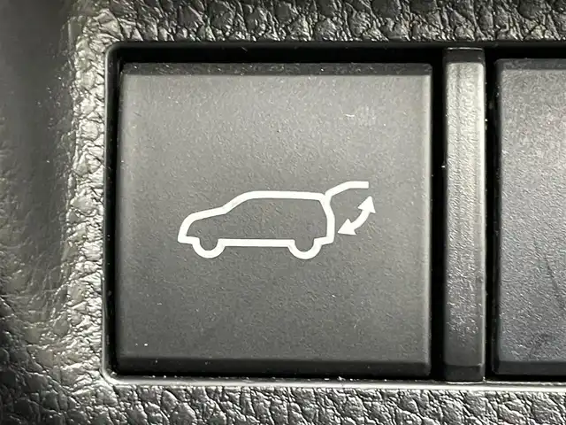 トヨタ ＲＡＶ４ G Zパッケージ 岡山県 2021(令3)年 2.8万km ホワイトパールクリスタルシャイン モデリスタエアロ/アラウンドビューモニター/レーダークルーズコントロール/合皮シート/ビルトインETC/LEDヘッドライト/オートハイビーム/フォグランプ/4WD/ダウンヒルアシスト/シートヒーター/ステアリングヒーター/デジタルインナーミラー/置くだけ充電/ドライブレコーダー/ブラインドスポットモニター/純正９インチナビ/（Bluetooth/フルセグTV/社外HDMI）/衝突軽減ブレーキシステム/USB接続/踏み間違い防止装置/コーナーセンサー