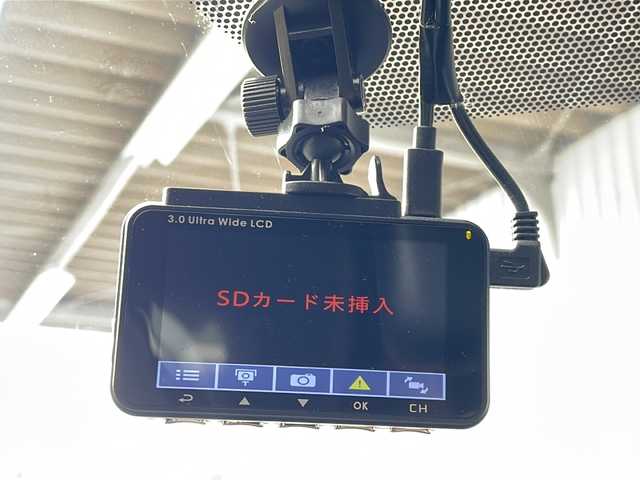 トヨタ アクア Z 長野県 2022(令4)年 5.6万km クリアベージュメタリック 純正10.5ディスプレイナビ/フルセグ/パノラミックビューモニター/パーキングサポートブレーキ/ブラインドスポットモニター/トヨタセーフティセンス/・レーンキープアシスト/・プリクラッシュセーフティ/・ハイビームアシスト/・レーダークルーズコントロール/・ロードサインアシスト/ハーフレザーシート/シートヒーター/ステアリングヒーター/スマートキー×2/ビルトインETC/ドライブレコーダー