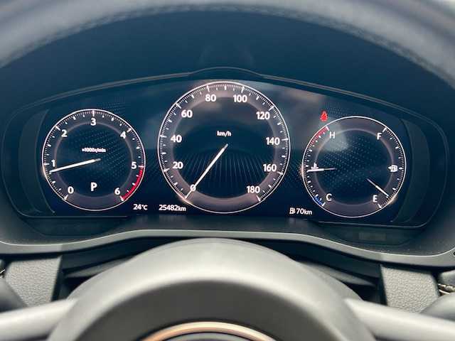 マツダ ＣＸ－６０ XD エクスクルーシブモード 宮城県 2023(令5)年 2.6万km ロジウムホワイトプレミアムメタリック 純正ナビ/フルセグTV/Bluetooth/サンルーフ/BOSEサウンドシステム/アイアクティブセンス/・スマート・シティ・ブレーキ・サポート/・360度ビュー・モニター/・マツダ・レーダー・クルーズ・コントロール/・リア・クロス・トラフィック・アラート/・ハイビーム・コントロール・システム/・アダプティブ・LED・ヘッドライト/・車線逸脱警報システム/・ブラインド・スポット・モニタリング/ヘッドアップディスプレイ/ブレーキホールド/置くだけ充電/ターボ/電動リアゲート/ハンドルヒーター/本革レザーシート/エアーシート/ヒートシーター/パワーシート/純正アルミホイール/純正ビルトインETC/純正フロアマット/前後ドライブレコーダー/アイドリングストップ/横滑り防止装置