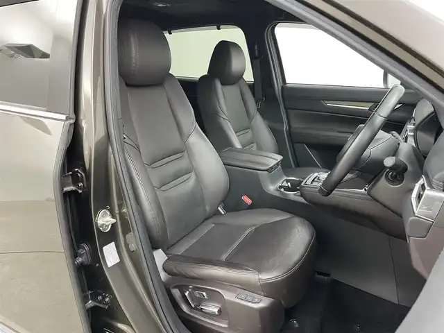 マツダ ＣＸ－８ XD エクスクルーシブモード 岡山県 2020(令2)年 4.1万km チタニウムフラッシュマイカ サンルーフ/BOSEサウンドシステム/純正８インチSDナビ/【Bluetooth/フルセグTV/Carplay/AUX】/衝突軽減ブレーキシステム/360度ビューモニター/追従型クルーズコントロール/ETC/LEDヘッドライト＆LEDフォグランプ/オートハイビーム/シートヒーター（1列目・2列目）/エアシート（1列目・2列目）/ステアリングヒーター/パワーシート（1列目・2列目）/純正ドライブレコーダー（前後）/ブラインドスポットモニター/ISOFIX/後席サンシェイド/ステアリングスイッチ/ヘッドアップディスプレイ/チルトステアリング/ウインカーミラー/ドアバイザー
