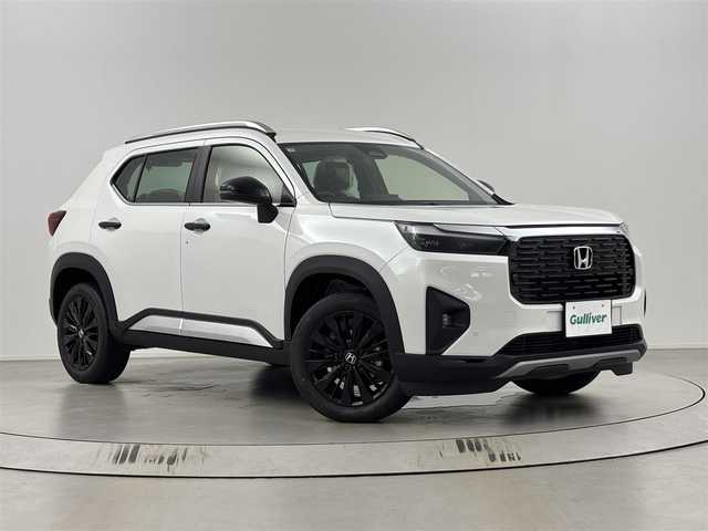 ホンダ ＷＲ－Ｖ Z+ 埼玉県 2025(令7)年 0.1万km未満 プラチナホワイトパール 登録済未使用車/純正ナビ/(Bluetooth/USB/ipod/Apple Car Play/Android Auto/AM/FM)/地デジフルセグ/バックカメラ/Honda SENSING/・アダプティブクルーズコントロール/・衝突軽減ブレーキ/・先行車発進お知らせ機能/・歩行者事故低減ステアリング/・路外逸脱抑制機能/・標識認識機能/・後方誤発進抑制機能/・急アクセル抑制機能/・パーキングセンサーシステム/・オートハイビーム/パドルシフト/プッシュスタート/ステアリングリモコン/ウィンカーミラー/フロントフォグランプ/純正17インチアルミホイール