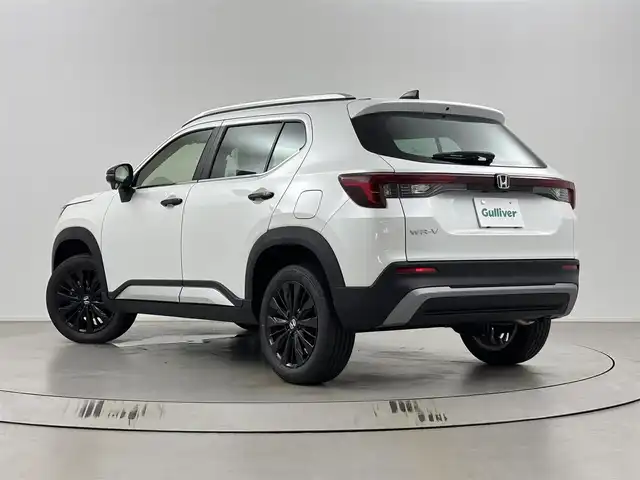 ホンダ ＷＲ－Ｖ Z+ 埼玉県 2025(令7)年 0.1万km未満 プラチナホワイトパール 登録済未使用車/純正ナビ/(Bluetooth/USB/ipod/Apple Car Play/Android Auto/AM/FM)/地デジフルセグ/バックカメラ/Honda SENSING/・アダプティブクルーズコントロール/・衝突軽減ブレーキ/・先行車発進お知らせ機能/・歩行者事故低減ステアリング/・路外逸脱抑制機能/・標識認識機能/・後方誤発進抑制機能/・急アクセル抑制機能/・パーキングセンサーシステム/・オートハイビーム/パドルシフト/プッシュスタート/ステアリングリモコン/ウィンカーミラー/フロントフォグランプ/純正17インチアルミホイール