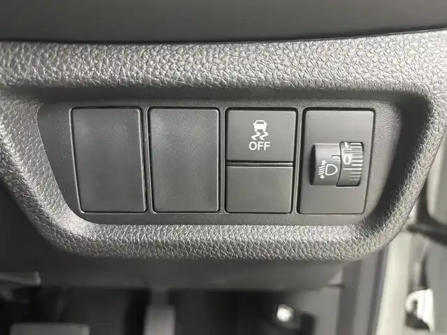 ホンダ ＷＲ－Ｖ Z+ 埼玉県 2025(令7)年 0.1万km未満 プラチナホワイトパール 登録済未使用車/純正ナビ/(Bluetooth/USB/ipod/Apple Car Play/Android Auto/AM/FM)/地デジフルセグ/バックカメラ/Honda SENSING/・アダプティブクルーズコントロール/・衝突軽減ブレーキ/・先行車発進お知らせ機能/・歩行者事故低減ステアリング/・路外逸脱抑制機能/・標識認識機能/・後方誤発進抑制機能/・急アクセル抑制機能/・パーキングセンサーシステム/・オートハイビーム/パドルシフト/プッシュスタート/ステアリングリモコン/ウィンカーミラー/フロントフォグランプ/純正17インチアルミホイール