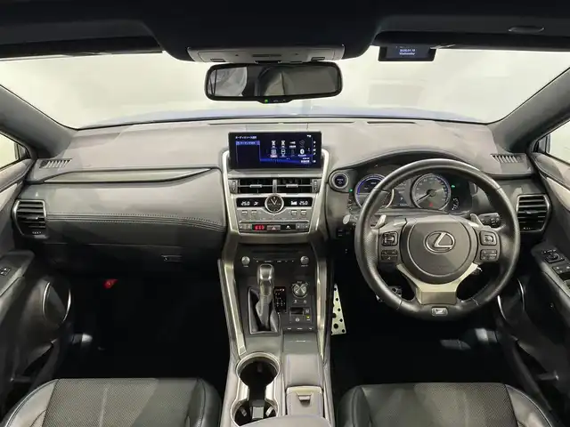 レクサス ＮＸ 300h クール&ブライト 愛知県 2020(令2)年 5.3万km セレスティアルブルーガラスフレーク 純正１０インチナビ　/（AM/FM/CD・DVD再生/SD/Bluetooth/USB/フルセグTV）/ムーンルーフ　/モデリスタエアロ（S/R)/ブラインドスポットモニター　/三眼ＬＥＤヘッドライト　/置くだけ充電　/ヘッドアップディスプレイ　/ＡＣ１００Ｖ　/レクサスセーフティシステム＋　/　　-プリクラッシュセーフティ/　　-レーントレーニングアシスト/　　-オートマチックハイビーム/　　-レーダークルーズコントロール/　　-ロードサインアシスト/　　-先行車発進告知機能/ビルトインETC2.0/電動バックドア　/シートベンチレーション/シートヒーター/ステアリングヒーター/バックカメラ/前後ドライブレコーダー/メモリー機能付パワーシート/パドルシフト/黒革シート/純正フロアマット/プッシュスタート/　　-スマートキー