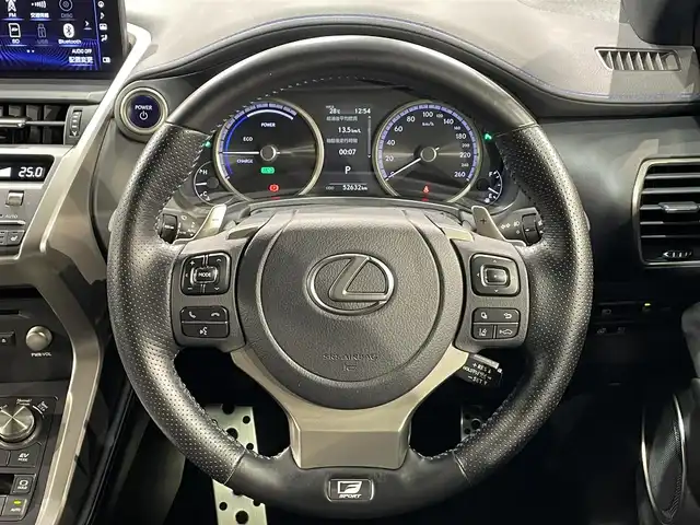 レクサス ＮＸ 300h クール&ブライト 愛知県 2020(令2)年 5.3万km セレスティアルブルーガラスフレーク 純正１０インチナビ　/（AM/FM/CD・DVD再生/SD/Bluetooth/USB/フルセグTV）/ムーンルーフ　/モデリスタエアロ（S/R)/ブラインドスポットモニター　/三眼ＬＥＤヘッドライト　/置くだけ充電　/ヘッドアップディスプレイ　/ＡＣ１００Ｖ　/レクサスセーフティシステム＋　/　　-プリクラッシュセーフティ/　　-レーントレーニングアシスト/　　-オートマチックハイビーム/　　-レーダークルーズコントロール/　　-ロードサインアシスト/　　-先行車発進告知機能/ビルトインETC2.0/電動バックドア　/シートベンチレーション/シートヒーター/ステアリングヒーター/バックカメラ/前後ドライブレコーダー/メモリー機能付パワーシート/パドルシフト/黒革シート/純正フロアマット/プッシュスタート/　　-スマートキー