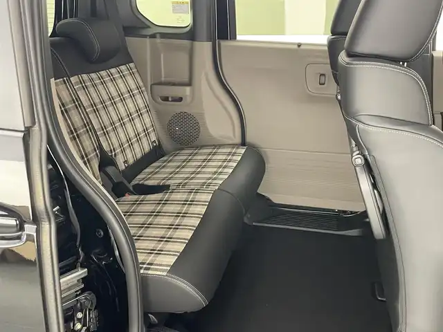 ホンダ Ｎ ＢＯＸ JOY ターボ 愛知県 2025(令7)年 0.1千km クリスタルブラックパール 届出済未使用車　ホンダセンシング　ホンダコネクトナビ装着パッケージ　両側電動スライドドア　シートヒーター　撥水ファブリックシート　誤発進抑制　衝突軽減　オートハイビーム　ＬＥＤヘッドライト　禁煙車