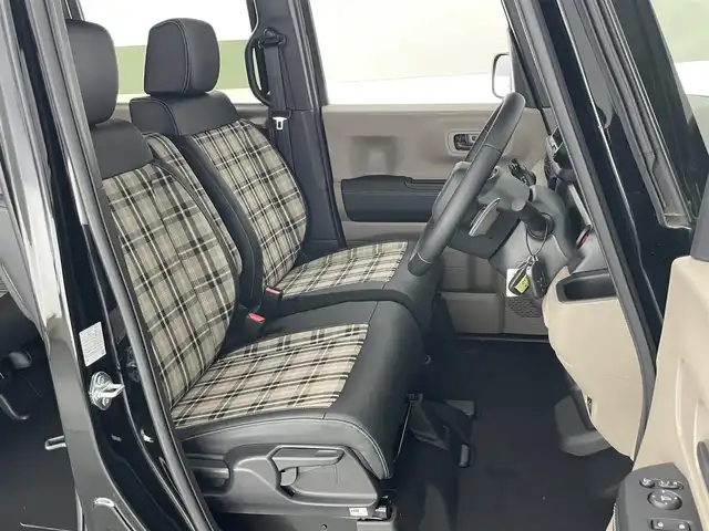 ホンダ Ｎ ＢＯＸ JOY ターボ 愛知県 2025(令7)年 0.1千km クリスタルブラックパール 届出済未使用車　ホンダセンシング　ホンダコネクトナビ装着パッケージ　両側電動スライドドア　シートヒーター　撥水ファブリックシート　誤発進抑制　衝突軽減　オートハイビーム　ＬＥＤヘッドライト　禁煙車