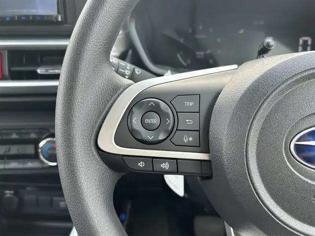 スバル レックス G 群馬県 2023(令5)年 0.9万km ブラックマイカメタリック 社外メモリナビ（MDV-D310）/ワンセグTV/CD/SD/AM/FM/Bluetoothオーディオ/バックカメラ/クリアランスソナー/衝突軽減ブレーキ/ふらつき防止装置/LEDヘッドライト/オートライト/レベライザー/アイドリングストップ/プッシュスタート/スマートキー/DRIVEモード/純正16インチAW/電動格納ウインカーミラー/保証書/整備記録簿/取扱説明書/スペアキー1本