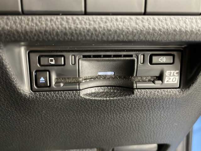 トヨタ ＲＡＶ４ アドベンチャー オフロードPKGⅡ 長野県 2023(令5)年 3.1万km 青Ⅱ ４WD/純正DA／ナビ／TV/Bluetooth Audio/USB接続/ステアリングスイッチ/パノラミックビューモニター/トヨタセーフティセンス/プリクラッシュセーフティ/レーダークルーズコントロール/レーンディパーチャーアラート /オートマチックハイビーム/革シート/D席パワーシート /前席シートヒーター /前席エアーシート/ステアリングヒーター/デジタルインナーミラー/スマートキーx2 /プッシュスタート/ETC2.0/純正18インチアルミ/LEDヘッドライト/オートライト/コーナーセンサー