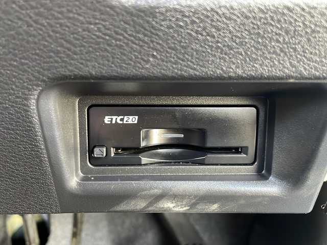 日産 セレナ X V 岩手県 2023(令5)年 2.7万km ミディアムブルーメタリック 純正12.3インチコネクトナビ/フリップダウンモニター/フルセグTV/アラウンドビューモニター/ビルトインETC/プロパイロット/衝突被害軽減ブレーキ/レーンキープアシスト/横滑り防止装置/アイドリングストップ/オートライト/オートハイビーム/LEDヘッドライト/フォグランプ/スマートキー/プッシュスタート/電動格納ミラー/純正フロアマット/純正ドアバイザー/保証書/取扱説明書