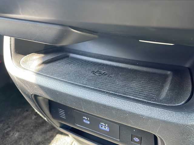 日産 セレナ X V 岩手県 2023(令5)年 2.7万km ミディアムブルーメタリック 純正12.3インチコネクトナビ/フリップダウンモニター/フルセグTV/アラウンドビューモニター/ビルトインETC/プロパイロット/衝突被害軽減ブレーキ/レーンキープアシスト/横滑り防止装置/アイドリングストップ/オートライト/オートハイビーム/LEDヘッドライト/フォグランプ/スマートキー/プッシュスタート/電動格納ミラー/純正フロアマット/純正ドアバイザー/保証書/取扱説明書