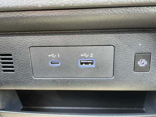 日産 セレナ X V 岩手県 2023(令5)年 2.7万km ミディアムブルーメタリック 純正12.3インチコネクトナビ/フリップダウンモニター/フルセグTV/アラウンドビューモニター/ビルトインETC/プロパイロット/衝突被害軽減ブレーキ/レーンキープアシスト/横滑り防止装置/アイドリングストップ/オートライト/オートハイビーム/LEDヘッドライト/フォグランプ/スマートキー/プッシュスタート/電動格納ミラー/純正フロアマット/純正ドアバイザー/保証書/取扱説明書