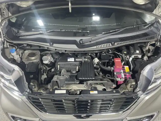 スズキ スペーシア カスタム HYBRID XS 沖縄県 2020(令2)年 4万km アフタヌーングリーン 禁煙車　/社外オーディオ　/（ＢＴ　ＵＳＢ　ＡＵＸ）/両側パワースライドドア　/コーナーセンサー　/レーンアシスト　/衝突軽減システム　/ハーフレザー　/シートヒーター　/純正アルミホイール　/ＬＥＤヘッドライト/オートライト/スマートキー/スペアキー