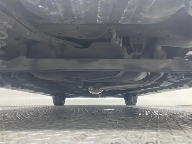 スズキ スペーシア カスタム HYBRID XS 沖縄県 2020(令2)年 4万km アフタヌーングリーン 禁煙車　/社外オーディオ　/（ＢＴ　ＵＳＢ　ＡＵＸ）/両側パワースライドドア　/コーナーセンサー　/レーンアシスト　/衝突軽減システム　/ハーフレザー　/シートヒーター　/純正アルミホイール　/ＬＥＤヘッドライト/オートライト/スマートキー/スペアキー