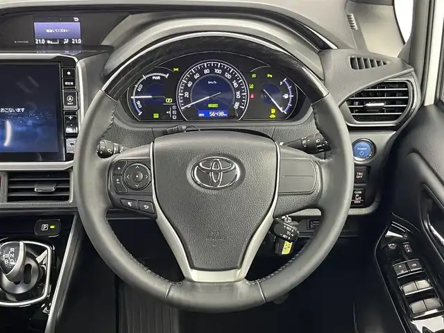 トヨタ エスクァイア ハイブリッド Gi 千葉県 2021(令3)年 5.7万km ホワイトパールクリスタルシャイン フリップダウンモニター/トヨタセーフティセンス/・プリクラッシュセーフティ/・レーンディパーチャーアラート/・先行車発進お知らせ/・オートハイビーム/・クリアランスソナー/社外11インチメモリナビ/CD DVD BT フルセグ/バックカメラ/両側パワースライドドア/クルーズコントロール/LEDオートライト/レザーシート/前席シートヒーター/純正15インチアルミホイール/ドアバイザー/プッシュスタート/スマートキー/ビルトインETC