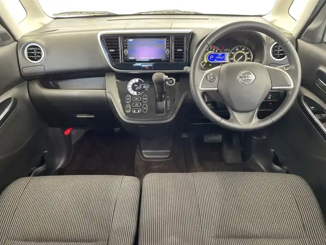 日産 デイズ ルークス ハイウェイスターX 栃木県 2019(令1)年 3.1万km スターリングシルバーM 純正メモリナビ/（CD/DVD/フルセグTV/Bluetooth/SD/AUX）/全方位カメラ/純正サイド・リアエアロ/コーナーセンサー/前方ドライブレコーダー/片側パワースライドドア/禁煙車/オートライト/LEDヘッドライト/横滑り防止装置/Fフォグランプ/ドアバイザー/ウィンカーミラー/サーキュレーター/スマートキー/プッシュスタート/アイドリングストップ/純正14インチアルミホイール/純正フロアマット