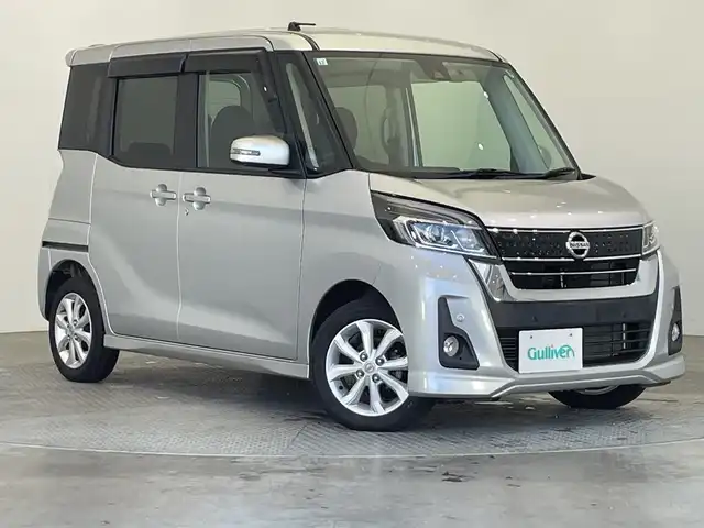 日産 デイズ ルークス ハイウェイスターX 栃木県 2019(令1)年 3.1万km スターリングシルバーM 純正メモリナビ/（CD/DVD/フルセグTV/Bluetooth/SD/AUX）/全方位カメラ/純正サイド・リアエアロ/コーナーセンサー/前方ドライブレコーダー/片側パワースライドドア/禁煙車/オートライト/LEDヘッドライト/横滑り防止装置/Fフォグランプ/ドアバイザー/ウィンカーミラー/サーキュレーター/スマートキー/プッシュスタート/アイドリングストップ/純正14インチアルミホイール/純正フロアマット