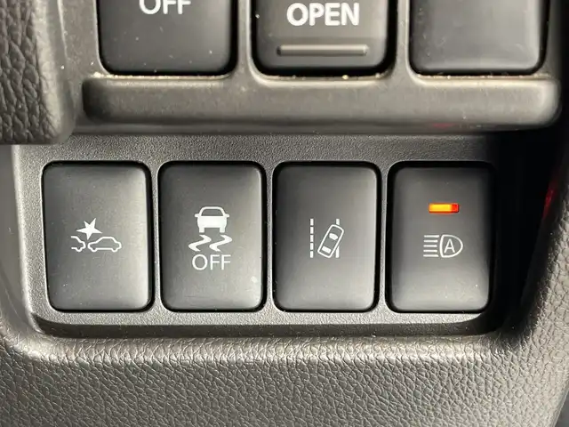 日産 デイズ ルークス ハイウェイスターX 栃木県 2019(令1)年 3.1万km スターリングシルバーM 純正メモリナビ/（CD/DVD/フルセグTV/Bluetooth/SD/AUX）/全方位カメラ/純正サイド・リアエアロ/コーナーセンサー/前方ドライブレコーダー/片側パワースライドドア/禁煙車/オートライト/LEDヘッドライト/横滑り防止装置/Fフォグランプ/ドアバイザー/ウィンカーミラー/サーキュレーター/スマートキー/プッシュスタート/アイドリングストップ/純正14インチアルミホイール/純正フロアマット