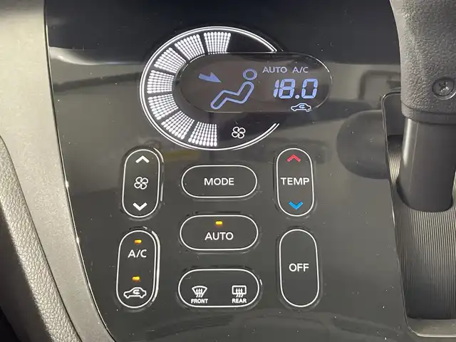 日産 デイズ ルークス ハイウェイスターX 栃木県 2019(令1)年 3.1万km スターリングシルバーM 純正メモリナビ/（CD/DVD/フルセグTV/Bluetooth/SD/AUX）/全方位カメラ/純正サイド・リアエアロ/コーナーセンサー/前方ドライブレコーダー/片側パワースライドドア/禁煙車/オートライト/LEDヘッドライト/横滑り防止装置/Fフォグランプ/ドアバイザー/ウィンカーミラー/サーキュレーター/スマートキー/プッシュスタート/アイドリングストップ/純正14インチアルミホイール/純正フロアマット