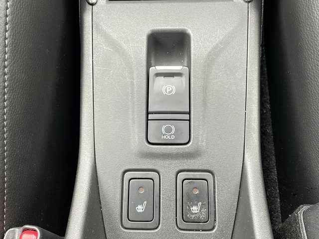 スズキ フロンクス 富山県 2024(令6)年 1.7万km 白Ⅱ 禁煙車/４ＷＤ/ワンオーナー/純正9インチディスプレイオーディオ/全方位カメラ/フルセグＴＶ/レーダークルーズコントロール/レーンキープアシスト/衝突軽減ブレーキ/ブラインドスポットモニター/コーナーセンサー/ＭＴモード付ＡＴ/ダウンヒルアシストコントロール/純正フロアマット/純正アルミホイール/シートヒーター/オートライト/ETC/スマートキー/スペアキー/保証書・記録簿/取扱説明書
