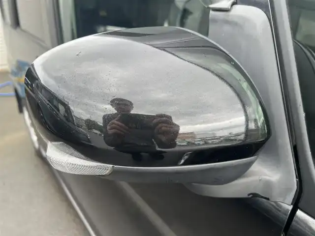ダイハツ タント カスタム X 秋田県 2018(平30)年 6.6万km ブラックマイカメタリック ４WD/片側パワースライドドア/LEDヘッドライト/社外SDナビ（DVD再生不可能）/ワンセグ/バックカメラ/ダイハツ純正１４インチアルミ（夏タイヤ装着）/スマートキー/アイドリングストップ/プッシュスタート/運転席シートヒーター/ETC/ステアリングスイッチ/社外フロアマット/社外ドアバイザー/オートライト/オートエアコン/パワーステアリング/パワーウィンドウ/横滑り防止/盗難防止装置/寒冷地仕様/電動格納ウィンカーミラー/保証書/取扱説明書/記録簿/スペアキー×１