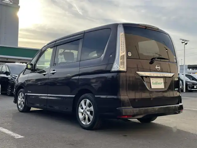 日産 セレナ ハイウェイスター Sハイブリッド 東京都 2013(平25)年 4.9万km オーロラモーヴ 純正ナビ（MM112-W）/CD/AM/FM/SD/iPod/TV/AUX/バックカメラ/左側パワースライドドア/クルーズコントロール/前後ドライブレコーダー（WHSR-510)/純正16インチAW/プッシュスタート/スマートキー