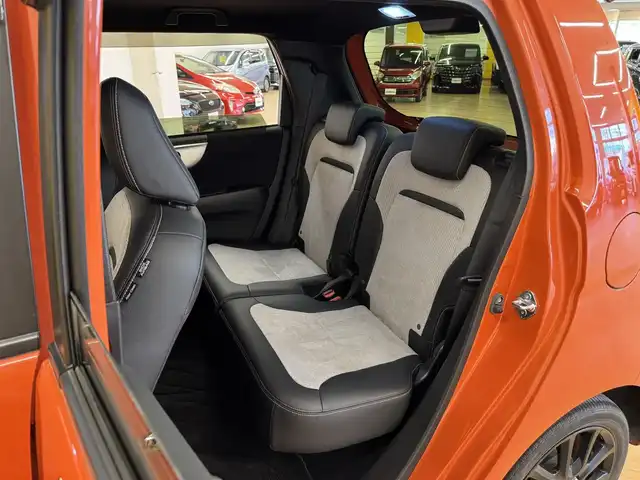 ホンダ Ｎ ＯＮＥ RS 群馬県 2018(平30)年 4.4万km サンセットオレンジⅡ ホンダセンシング/・衝突軽減ブレーキ/・オートライト/・クルーズコントロール/・横滑り防止/純正オーディオ/・AM/FM/AUX/パドルシフト/LEDヘッドライト/LEDフォグランプ/ETC/純正フロアマット/純正ドアバイザー/15インチアルミホイール/スマートキー/ぴプッシュスタート