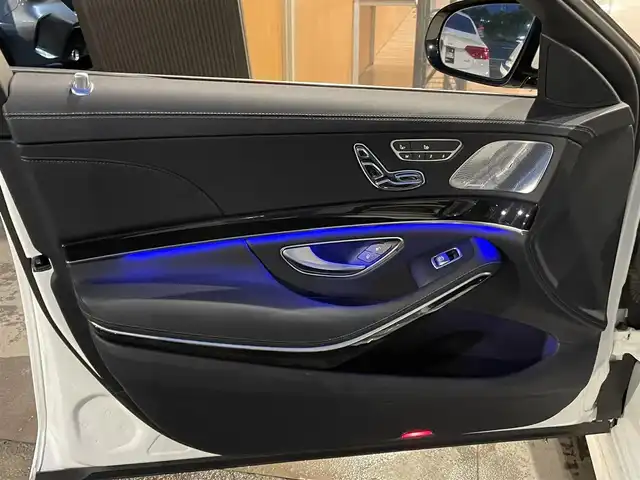 メルセデス・ベンツ Ｓ５６０Ｌ スポーツリミテッド 鹿児島県 2020(令2)年 1.3万km ダイヤモンドホワイト 純正HDDナビ/全方位カメラ/Bluetoothオーディオ/アダブティブクルーズコントロール/サンルーフ/黒革シート/全席シートヒーター/エアシート/全席パワーシート/純正2.0ETC/純正エアサスペンション/全ドアイージークローザー/アクティブブレーキアシスト/レーンチェンジアシスト/ブラインドスポットアシスト/アイドリングストップ/電動リアゲート/前後コーナーセンサー/純正フロアマット/パドルシフト/保証書/取扱説明書/スペアキー1本(スマートキー)