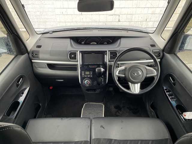 ダイハツ タント 秋田県 2016(平28)年 5.3万km ブライトシルバーメタリック ・エンジンスタートボタン/・社外ナビ/・フルセグTV/・Bluetooth/・ETC/・両側パワースライドドア/・コーナーセンサー/・ハーフレザーシート/・オートライト/・ドラレコ/・スペアキー