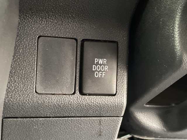 ダイハツ タント 秋田県 2016(平28)年 5.3万km ブライトシルバーメタリック ・エンジンスタートボタン/・社外ナビ/・フルセグTV/・Bluetooth/・ETC/・両側パワースライドドア/・コーナーセンサー/・ハーフレザーシート/・オートライト/・ドラレコ/・スペアキー